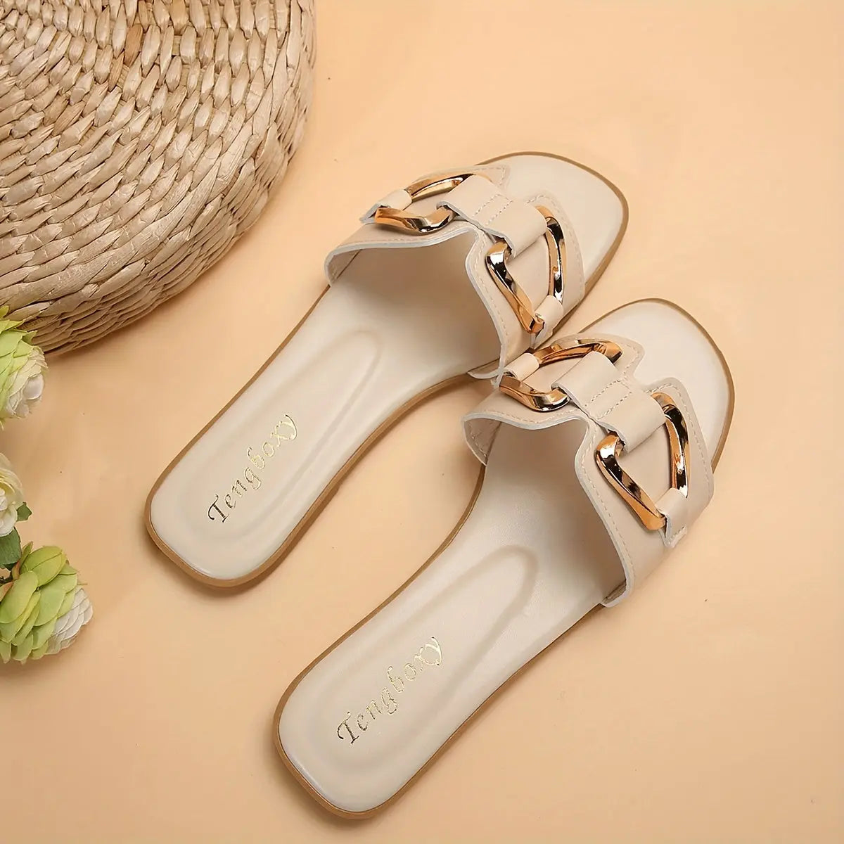 Women's Metallic Buckle Decor Slides, Fashionable Square Open Toe Summer Shoes, Casual Beach Flat Slides - NEXTRENDBAHRAIN