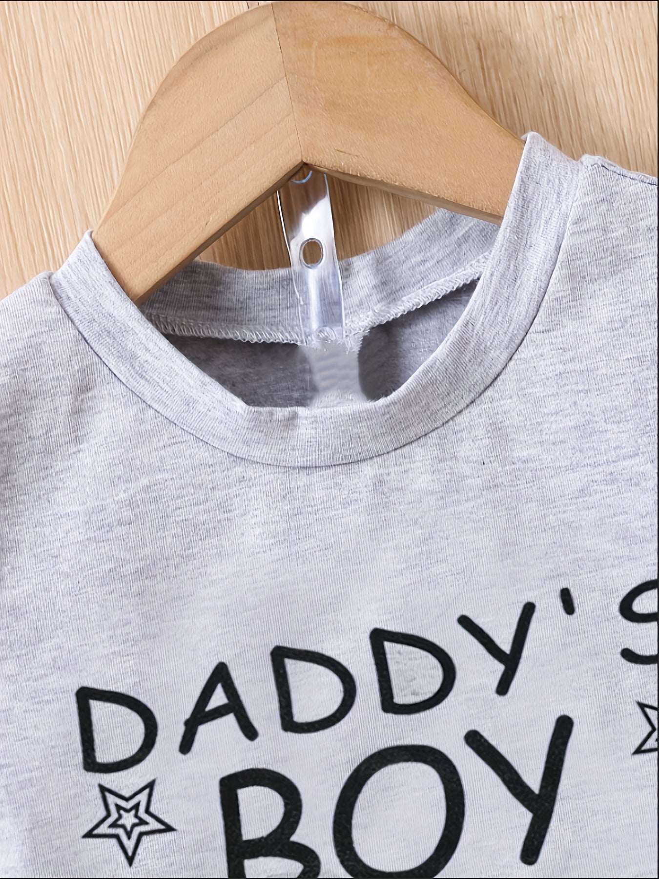 2pcs Baby Boy's Casual "Daddy's Boy" Print T-shirts And Shorts Set, Summer Clothing - NEXTRENDBAHRAIN