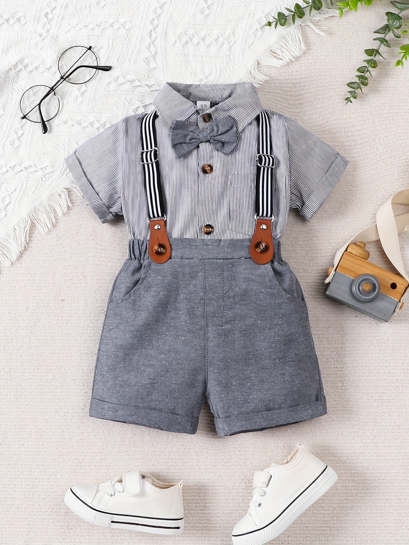 2pcs Gentleman Outfit For Infant & Toddler, Bowtie Vertical Stripe Pattern Shirt & Bib Shorts Set, Formal Wear For Photography Birthday Party, Baby Boy's Clothes - NEXTRENDBAHRAIN