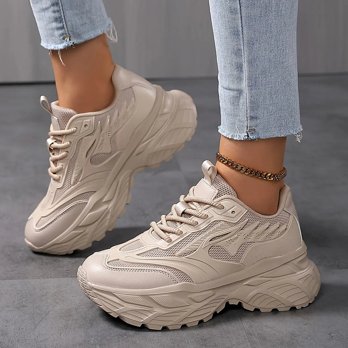 Women's Breathable Mesh Platform Sneakers, Casual Lace Up Outdoor Shoes, Comfortable Low Top Sport Shoes - NEXTRENDBAHRAIN