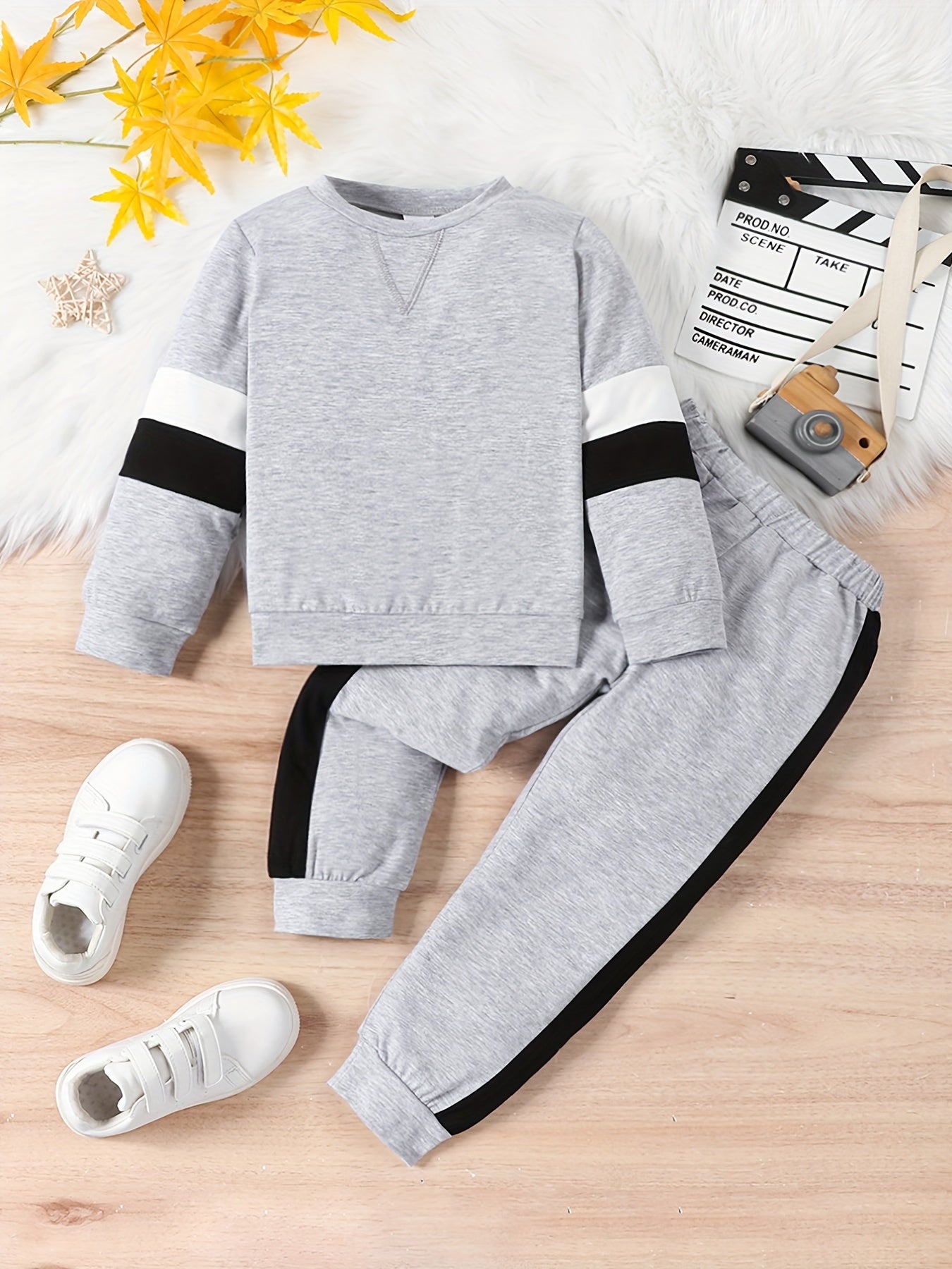 Kids Boys Green Circle Neck Long Sleeve Sweatshirt & Sweatpants Set Baby Set Kids Clothes - NEXTRENDBAHRAIN