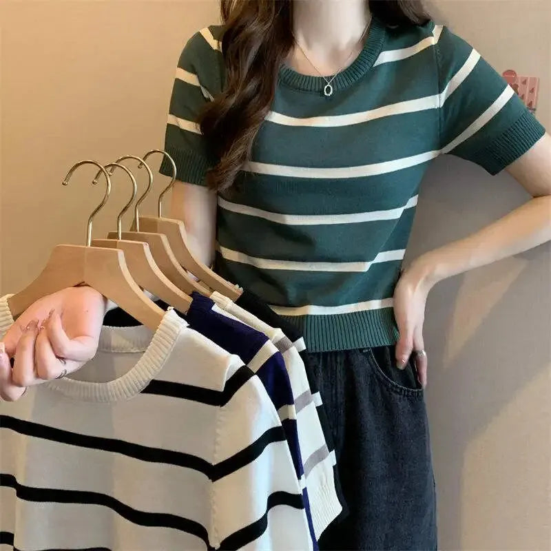 1pc Contrasting Striped Knitted Short-sleeved Women's Summer Sense Niche Round Neck Ice Silk Slim Top T-Shirt - NEXTRENDBAHRAIN