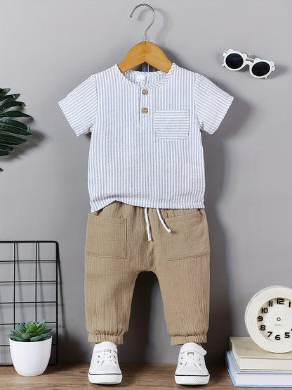 2pcs Baby's Vertical Stripe Pattern Short Sleeve T-shirt & Casual Pockets Patched Pants Set, Infant & Toddler Boy's Clothes For Spring Summer Daily Wear - NEXTRENDBAHRAIN