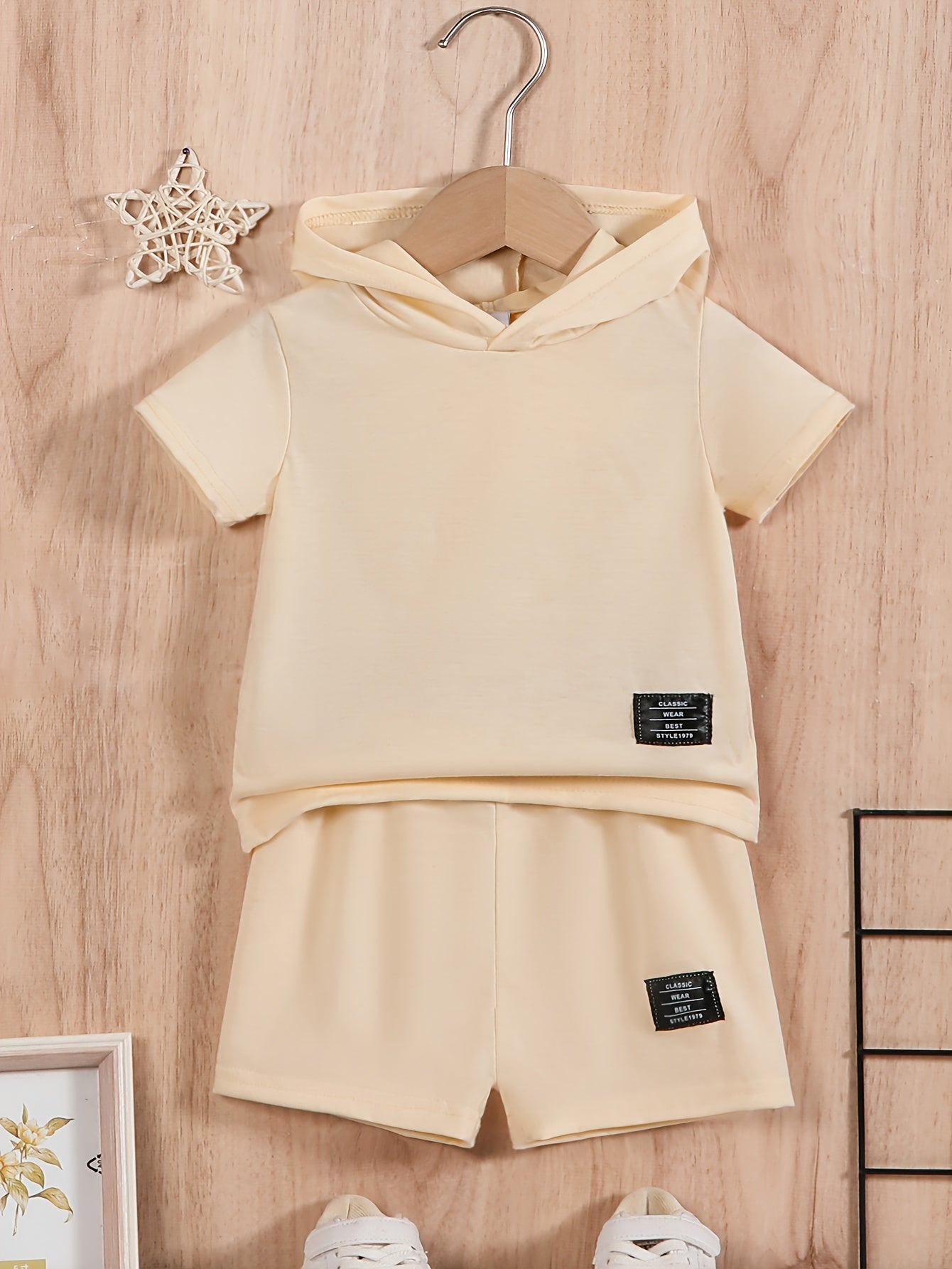 2pcs Baby Boy's Letter Patched Summer Set, Short Sleeve Hooded T-shirt & Casual Shorts - NEXTRENDBAHRAIN