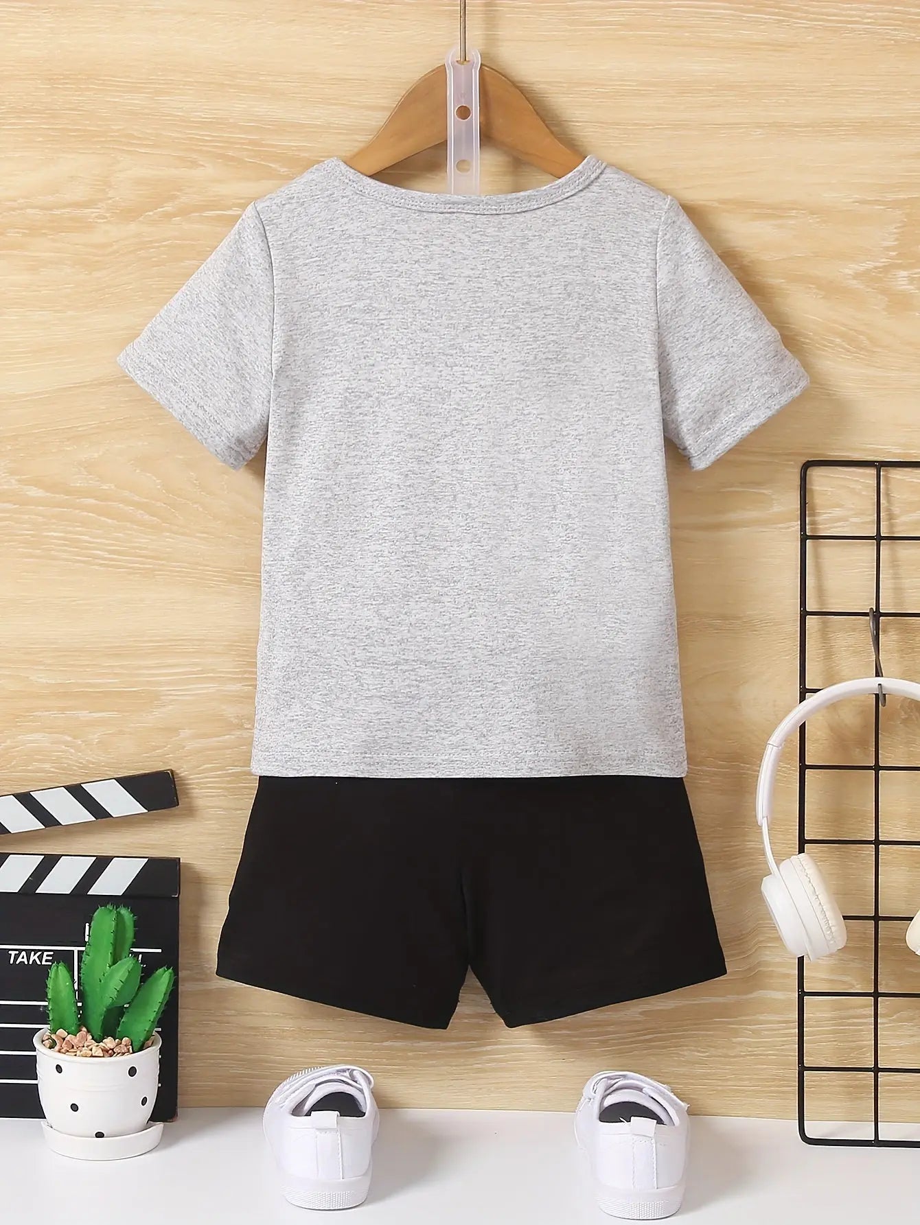 2pcs Boys Casual Striped Short Sleeve T-shirt & Shorts Set, Comfy Summer Boys Clothes - NEXTRENDBAHRAIN