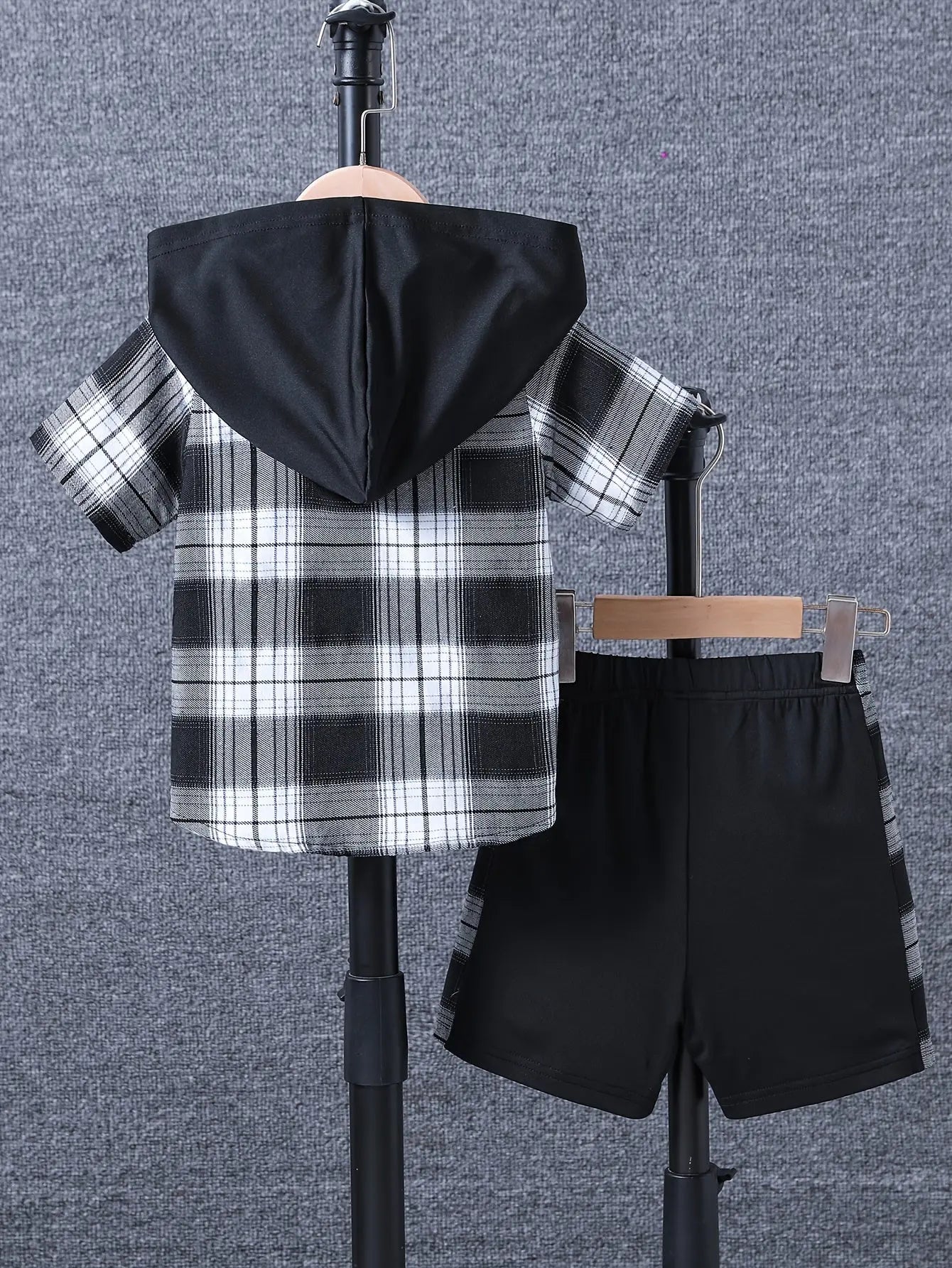 Boy's 2pcs Hooded Shirt & Elastic Waist Shorts Set, Button Front Short Sleeve Top, Plaid Print Casual Outfits, Kids Clothes For Summer - NEXTRENDBAHRAIN