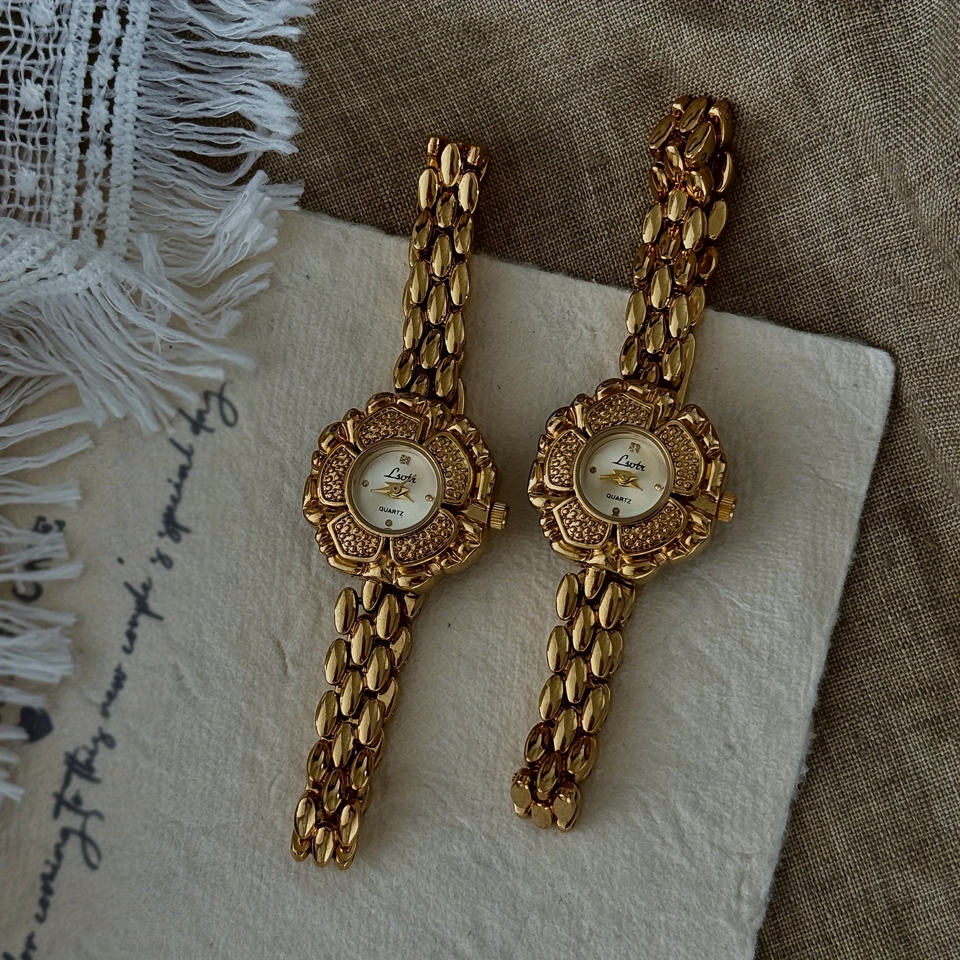 Elegant French-Inspired Golden Camellia Women's Quartz Watch - Boho Chic, Rhinestone Accents, Japanese Movement, Alloy Band - NEXTRENDBAHRAIN